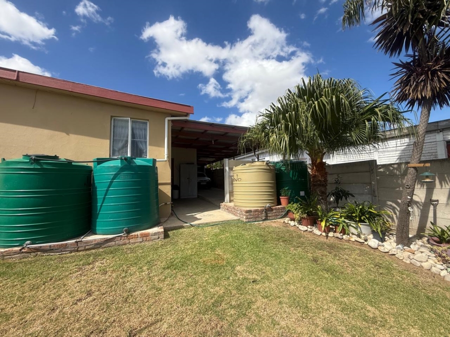 3 Bedroom Property for Sale in Heuwelkruin Eastern Cape